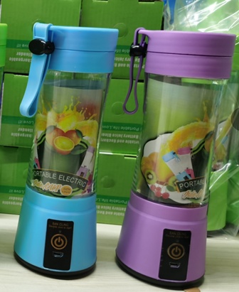 Portable Blender With USB Rechargeable Mini Kitchen Fruit Juice Mixer Home Simple Portable Electric Mini Juicer - Image 17