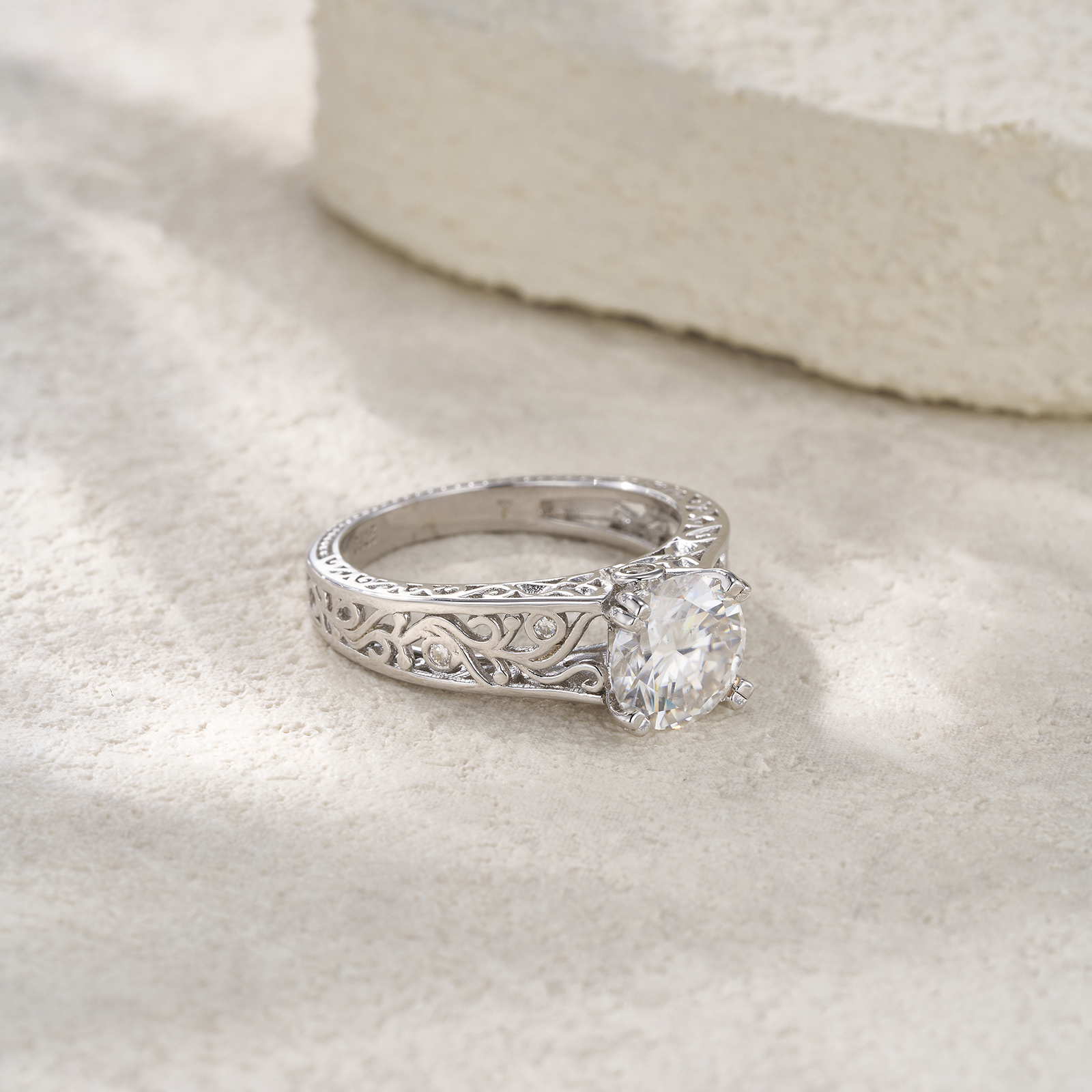 2-carat Luxury Fashion Minimalist Trend Jewelry Silver Ring Set With Top-quality Moissanite, Made Of S925 Silver With Electroplated Platinum. - Image 6