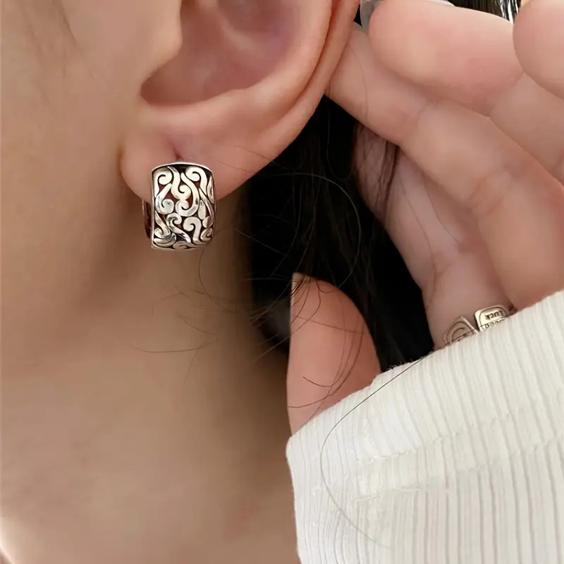 Geometric Hollow Flower Earrings Women