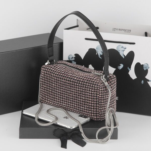 Handheld Underarm Shoulder Fashion Messenger Bag - Image 7