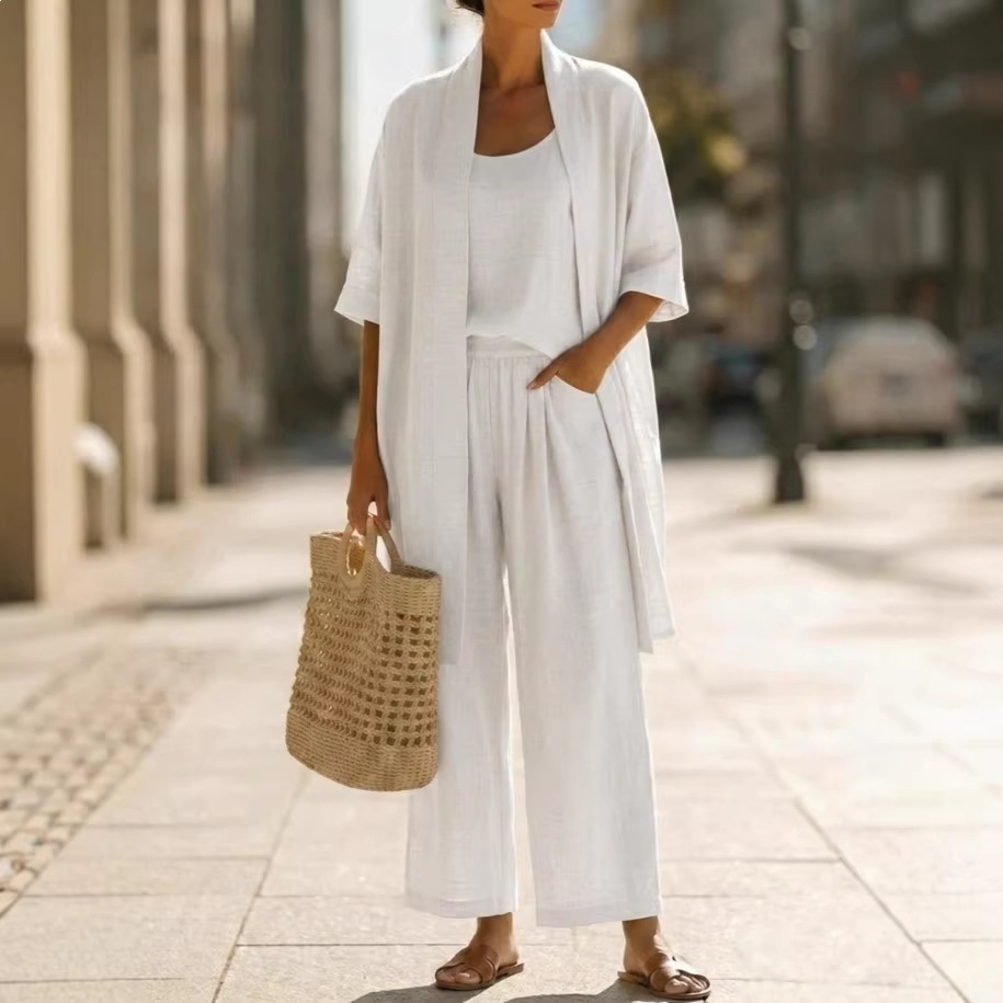 Resort-style Cozy And Casual Three-piece Set - Image 1
