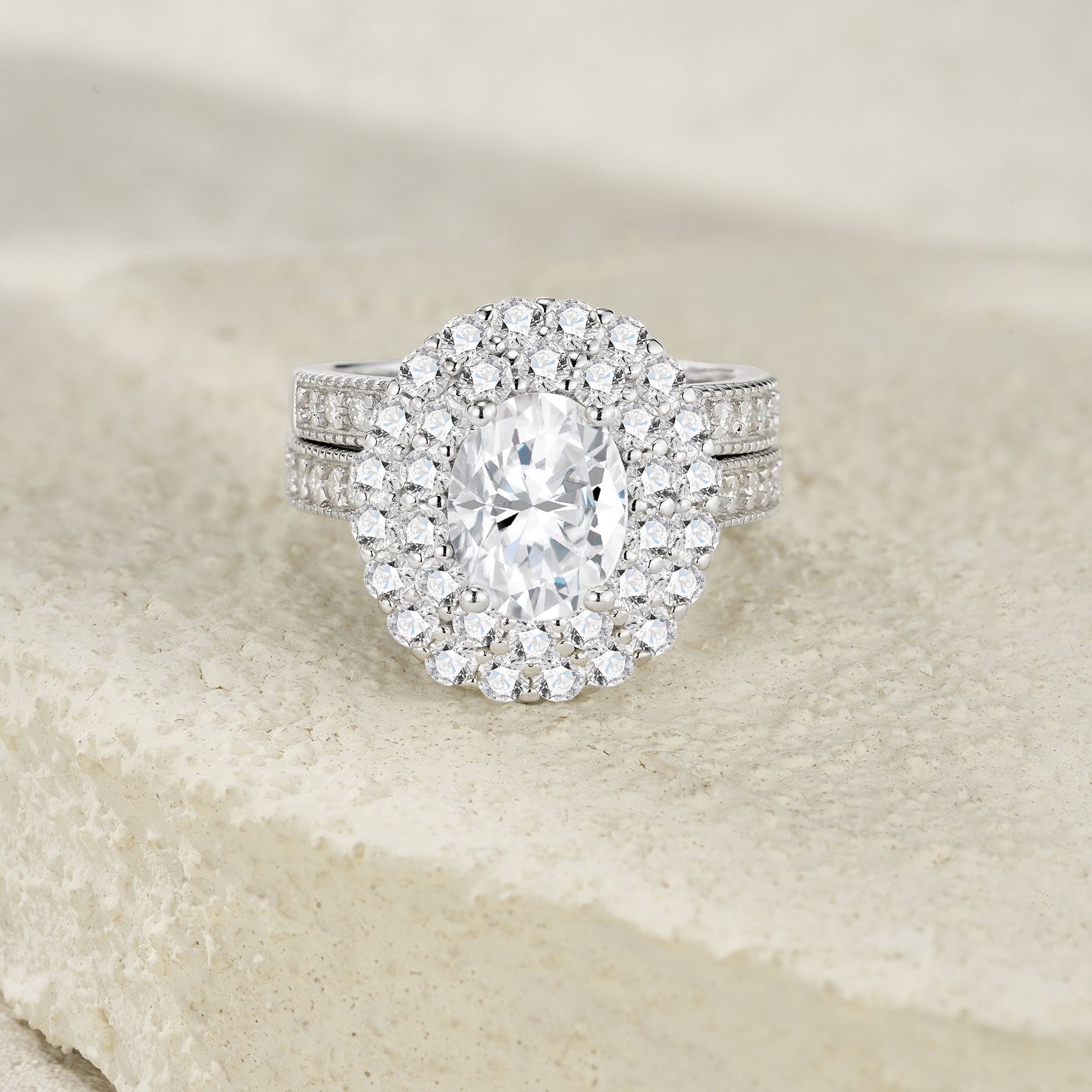 Engraved With Top-quality Moissanite, This Luxurious And Fashionable Minimalist Jewelry Set Features Exquisite Silver Accessories For Ladies. Made Of S925 Silver With Electroplated Platinum. - Image 2