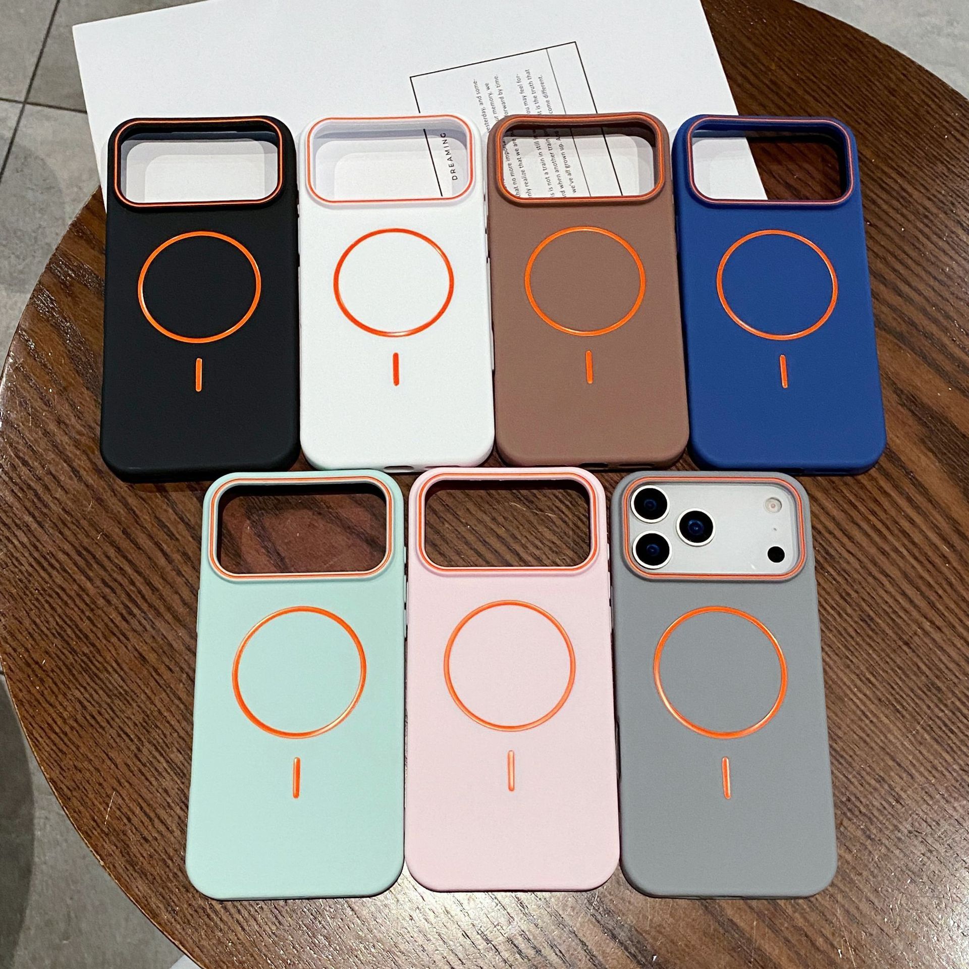 Matte Textured Strong-magnet TPU Phone Case With Drop And Slip Resistance - Image 1