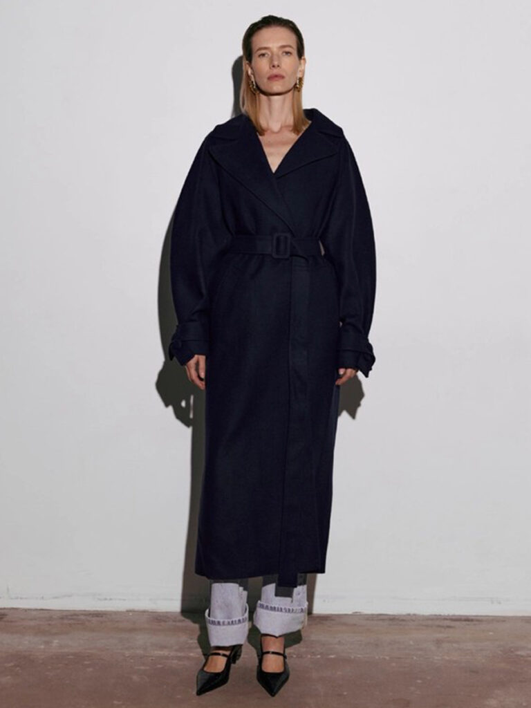 Fashionable Commuter-Style Lapel-Collar Split Loose Long Coat