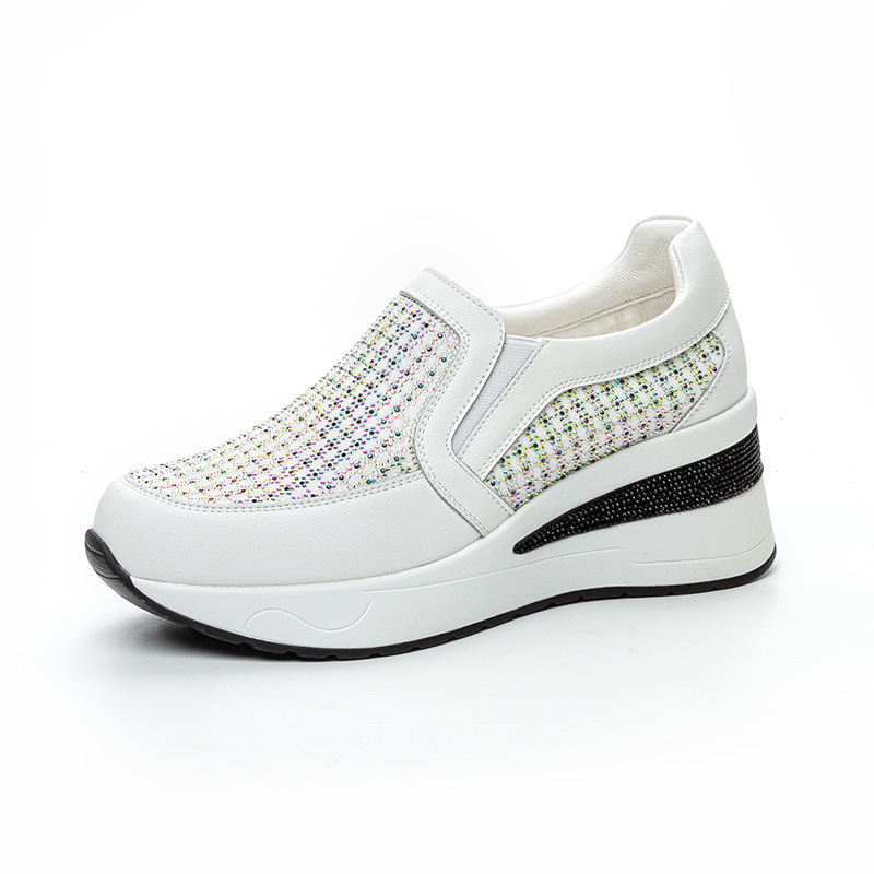 Breathable Lightweight Sneakers With Soft Soles - Image 18
