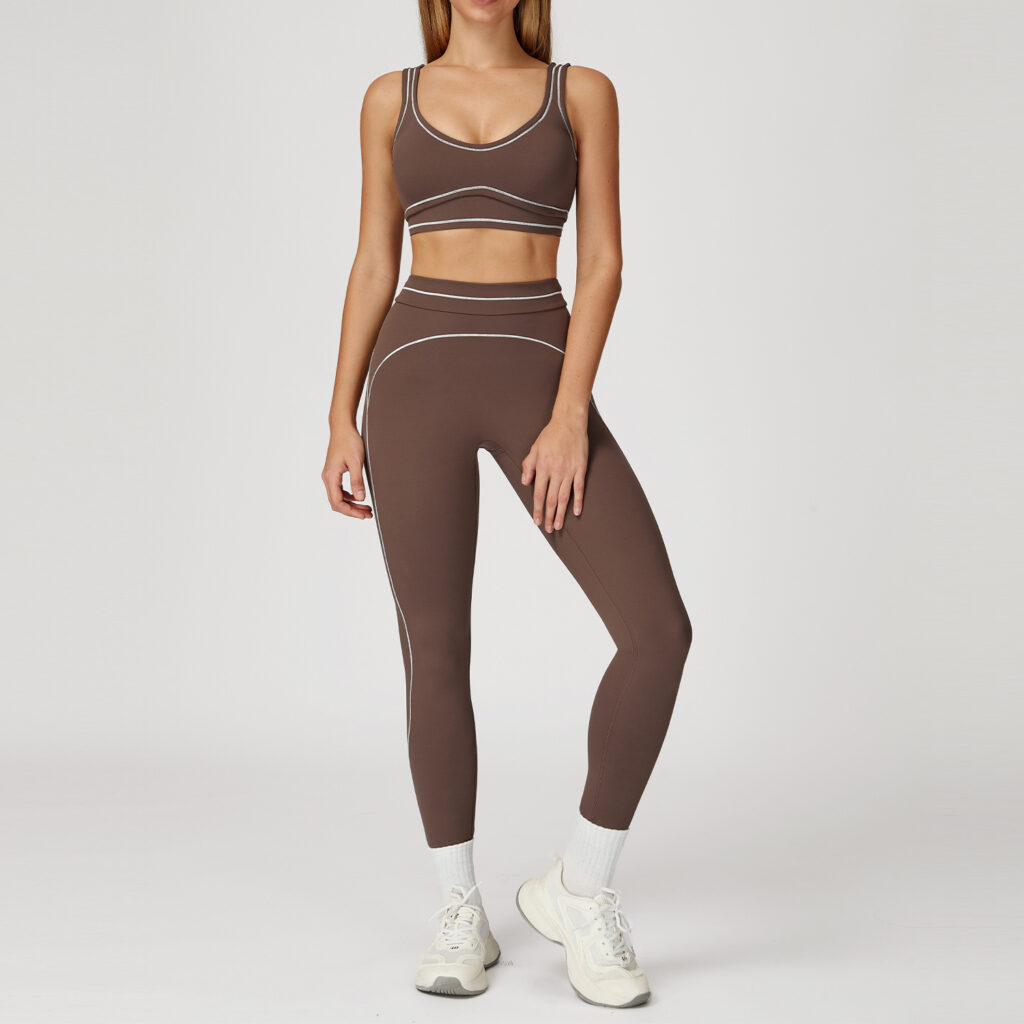 Contrast-color Brushed Yoga Set With Dual Shoulder Straps