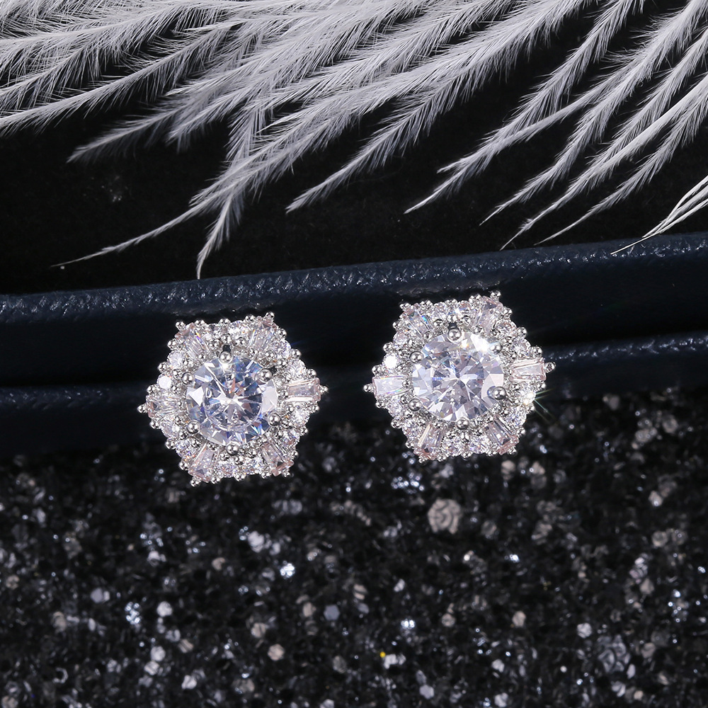 1 Pair Sparkly Hexagon Full Cubic Zirconia Stud Earrings For Women, Luxury Shiny Hypoallergenic Earrings For Daily Wear Wedding Party - Image 2