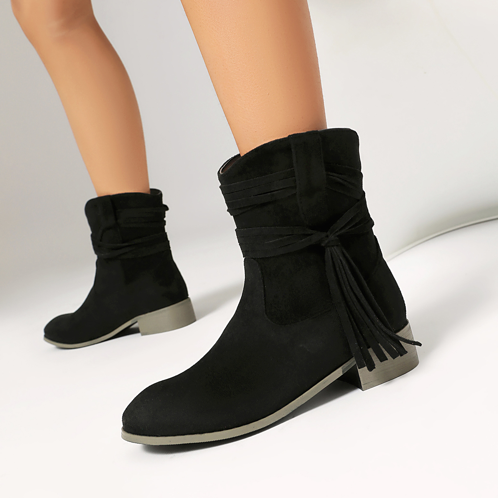 Tassel Women