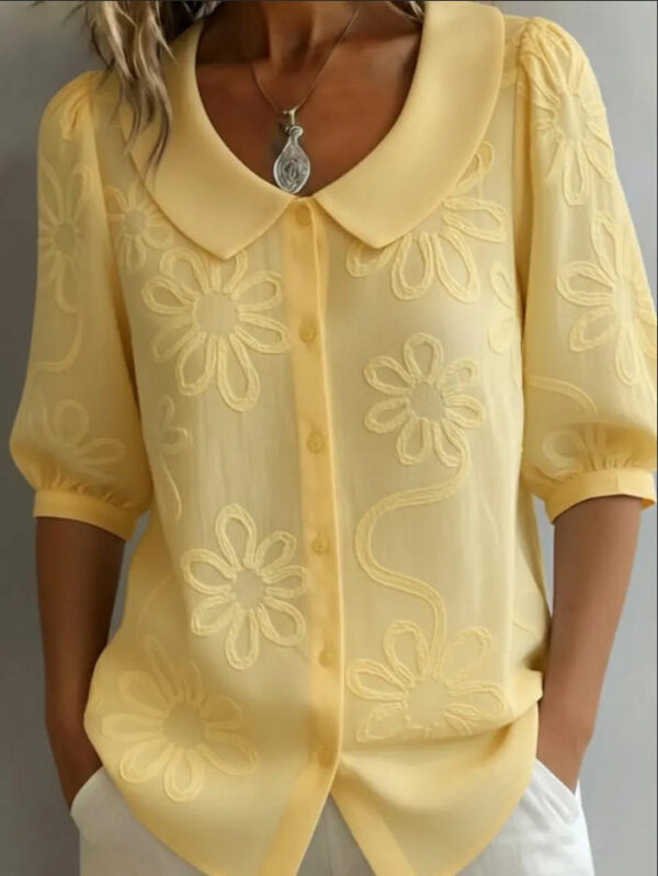 Loose-fit Retro Buttoned 3D Embroidered Floral Shirt - Image 3