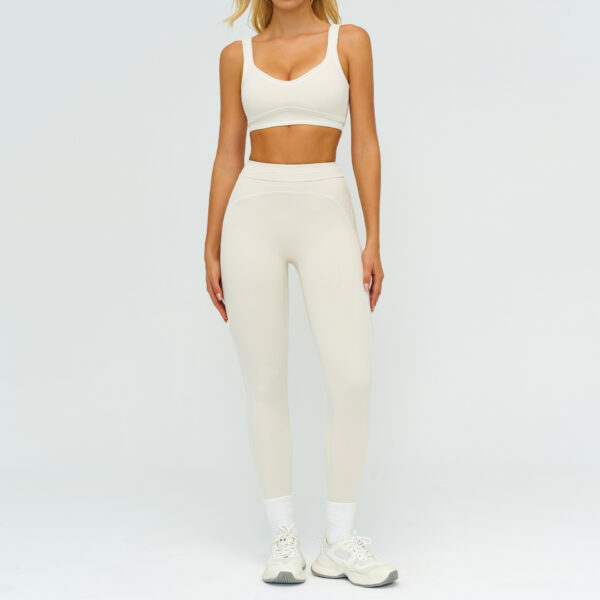 Contrast-color Brushed Yoga Set With Dual Shoulder Straps