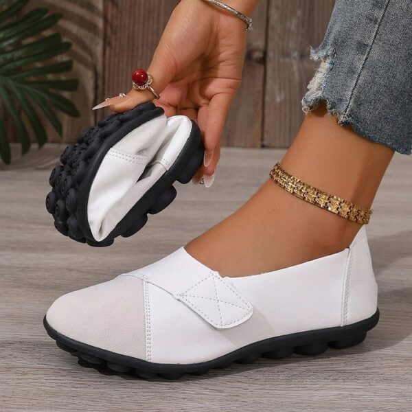Plus-size Womens Shoes Versatile Low-cut Low-top - Image 1