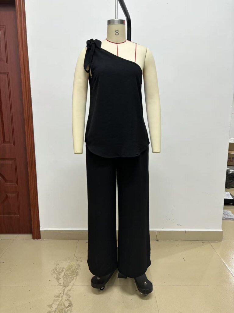 Sleeveless One-shoulder Top With Tie Detail And Wide-leg Pants