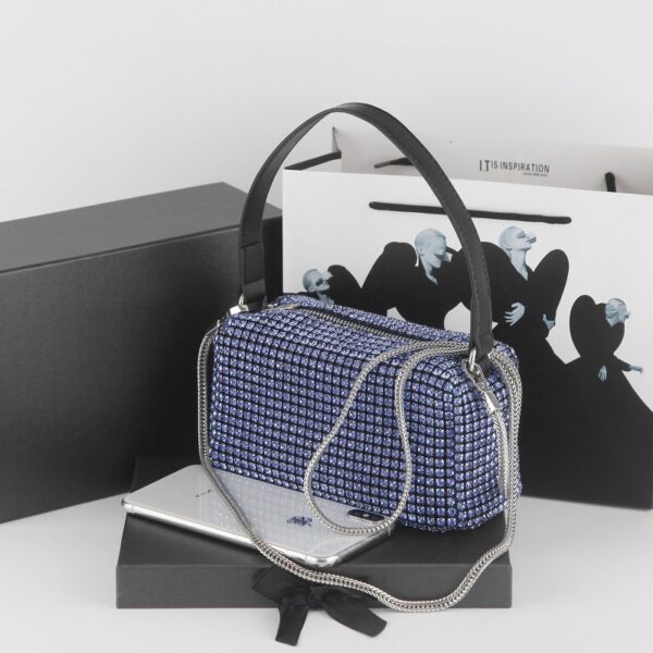 Handheld Underarm Shoulder Fashion Messenger Bag - Image 5