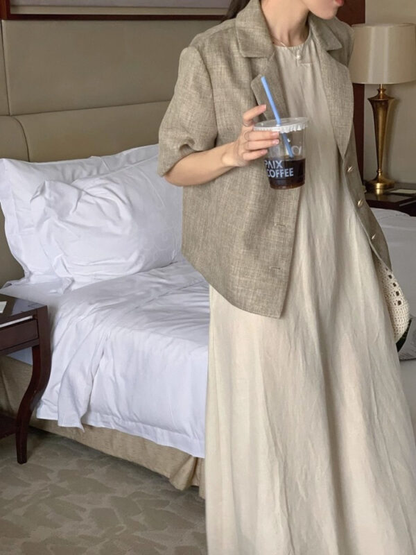 Elegant Midi Round-neck Sleeveless Vest Dress - Image 41
