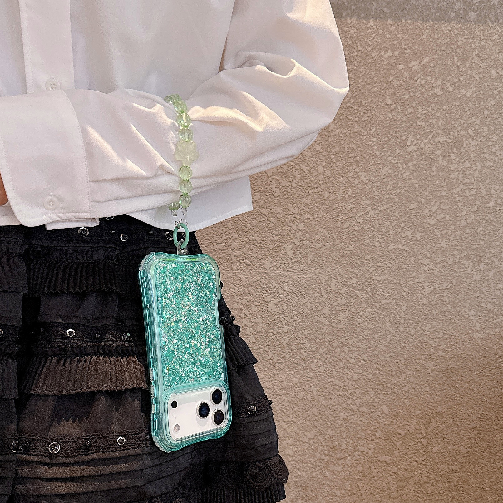South American-style Slimming Phone Case With 3-in-1 Glitter Epoxy Drop-proof Design And A Matching Bracelet - Image 14