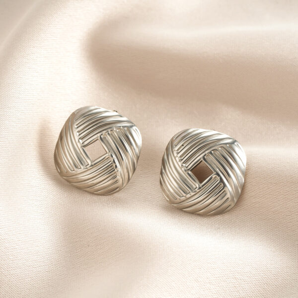 1 Pair New Vintage Luxury All-Match Women's Stud Earrings, Light Luxury Personality Trendy Exaggerated Geometric Earrings Jewelry - Image 5