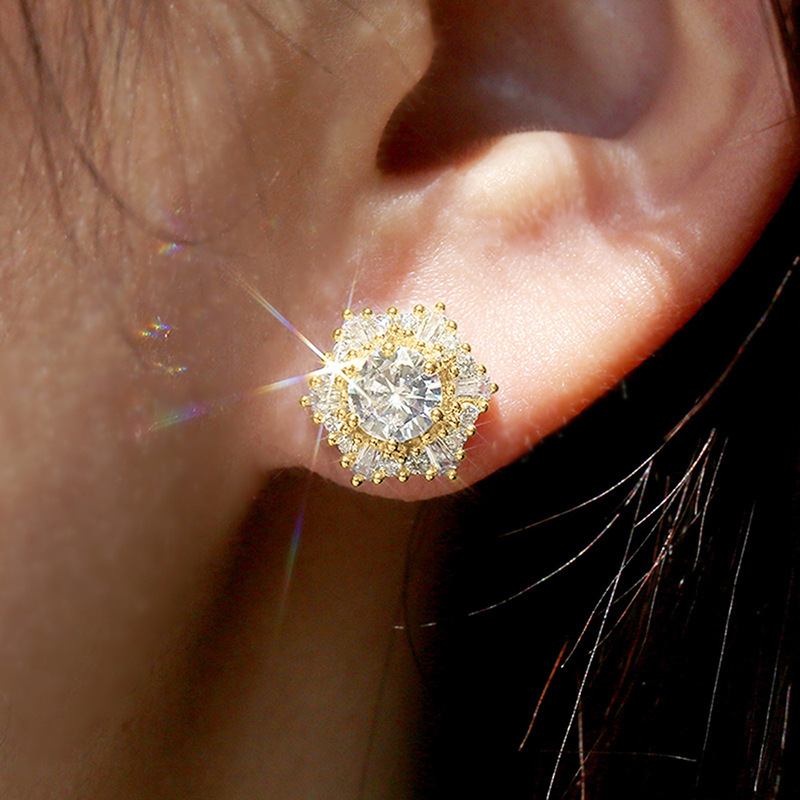 1 Pair Sparkly Hexagon Full Cubic Zirconia Stud Earrings For Women, Luxury Shiny Hypoallergenic Earrings For Daily Wear Wedding Party - Image 1