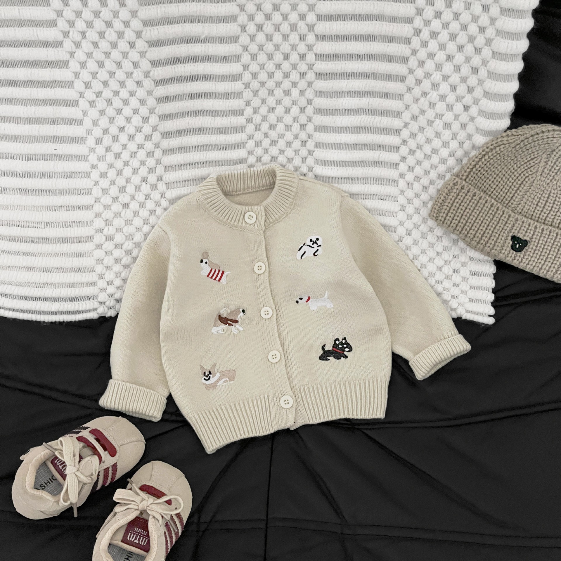 Embroidered Knitted Sweater Straight-leg Pants And A Romper - Image 21