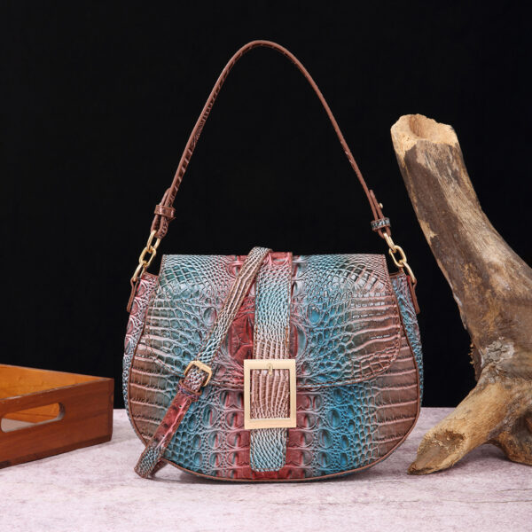 Handheld armpit crossbody baguette women's bag - Image 24