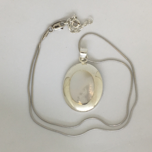 Silver Mother Of Pearl Necklace (Oval) - Image 4