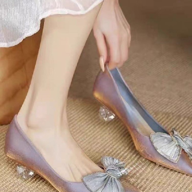 French Style Pointed Toe Chunky Mid-heel Single Shoes With Bow Detail, Fabric Upper, Design-oriented Niche Temperament Celebrity Style Dress Matching Pumps - Image 5