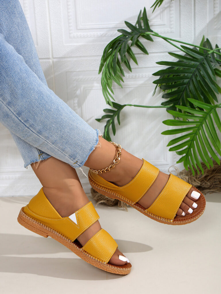 New Fairy-style Flat Soft Soled Sandals