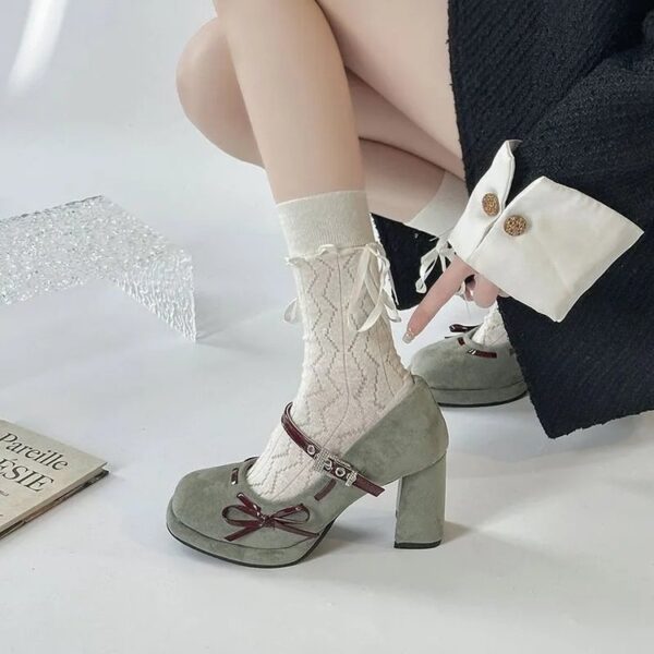 Women's Retro Bowtie Chunky Heel High Heels - Image 6