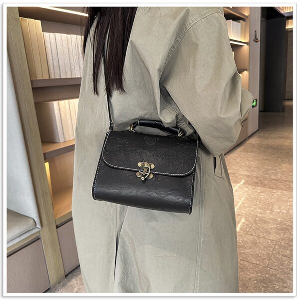 Women's Simple Casual Crossbody Shoulder Bag - Image 21