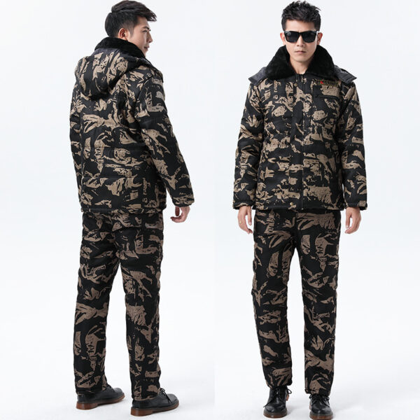 Winter Thickened Fleece Lined Camouflage Cotton Padded Jacket For Men - Image 15