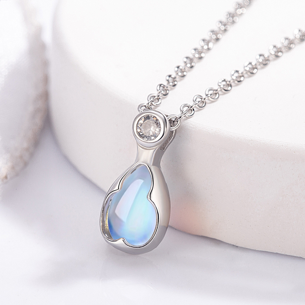 Simple And Stylish Teardrop-shaped Necklace For Women - Image 5