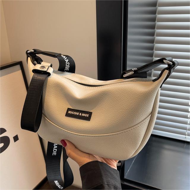 Best-selling Crossbody Bags Versatile Dumpling Bag - Image 3