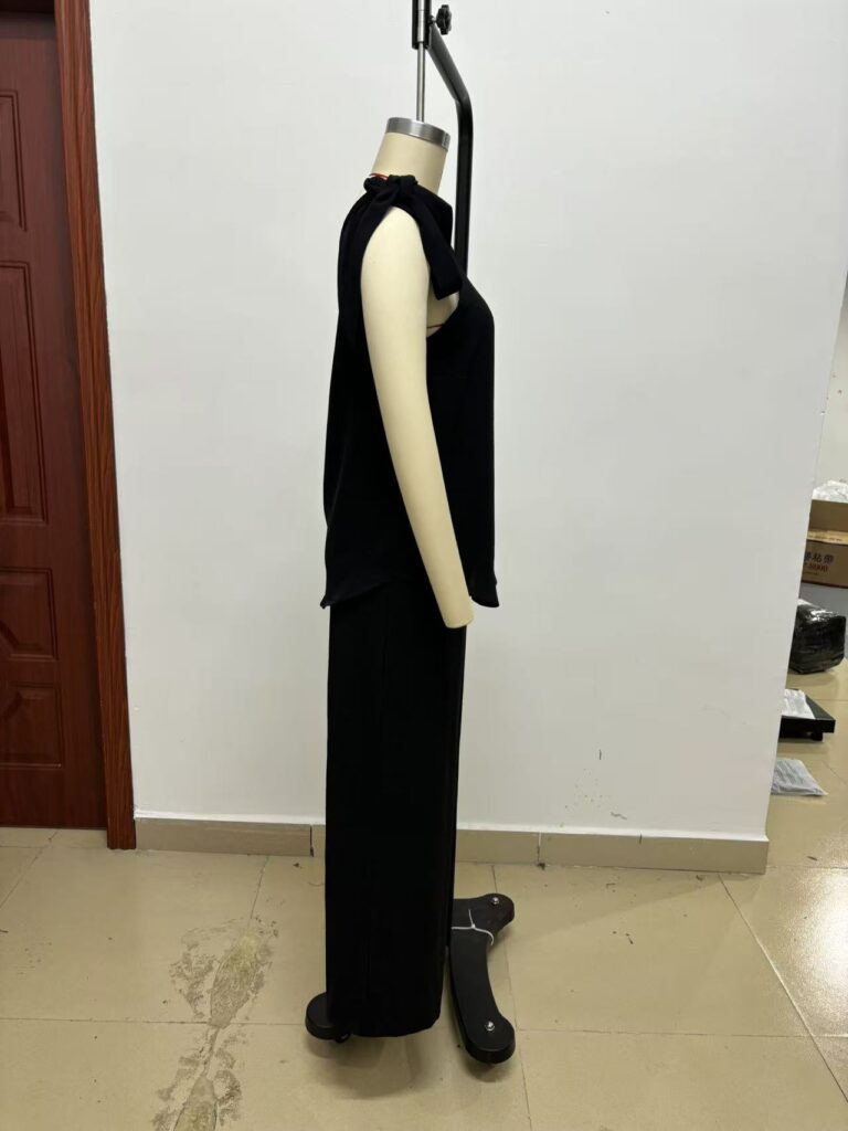 Sleeveless One-shoulder Top With Tie Detail And Wide-leg Pants