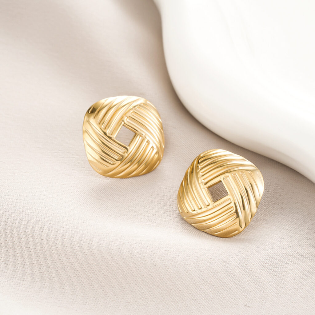 1 Pair New Vintage Luxury All-Match Women's Stud Earrings, Light Luxury Personality Trendy Exaggerated Geometric Earrings Jewelry