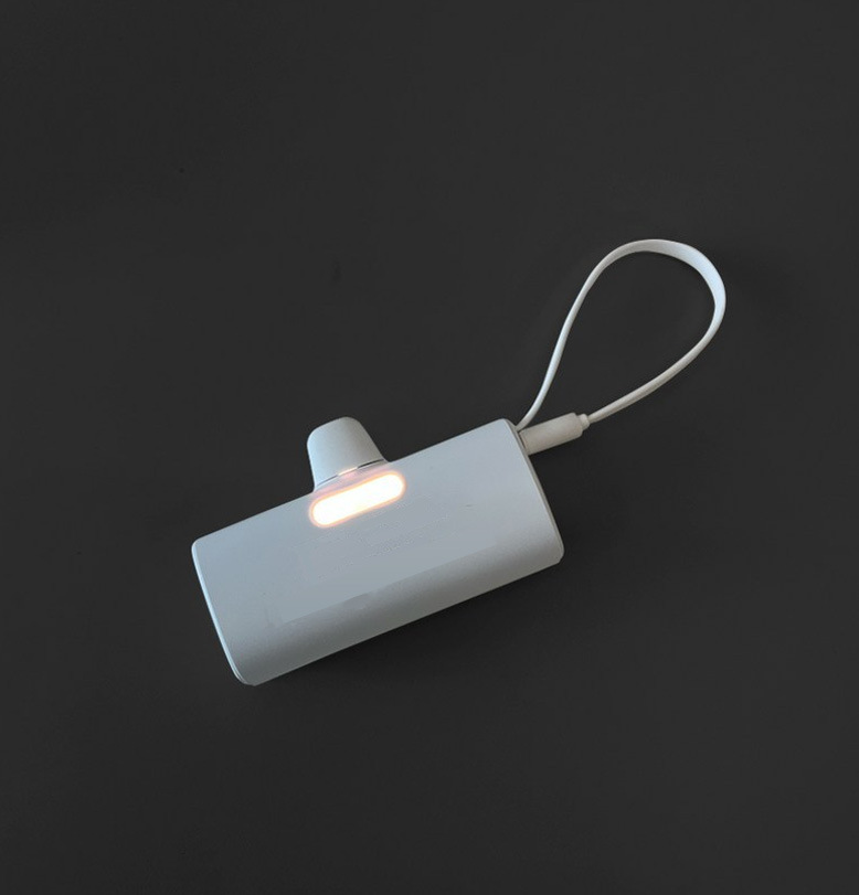 Wireless Magnetic Watch Power Bank With Built-in Cable - Image 14