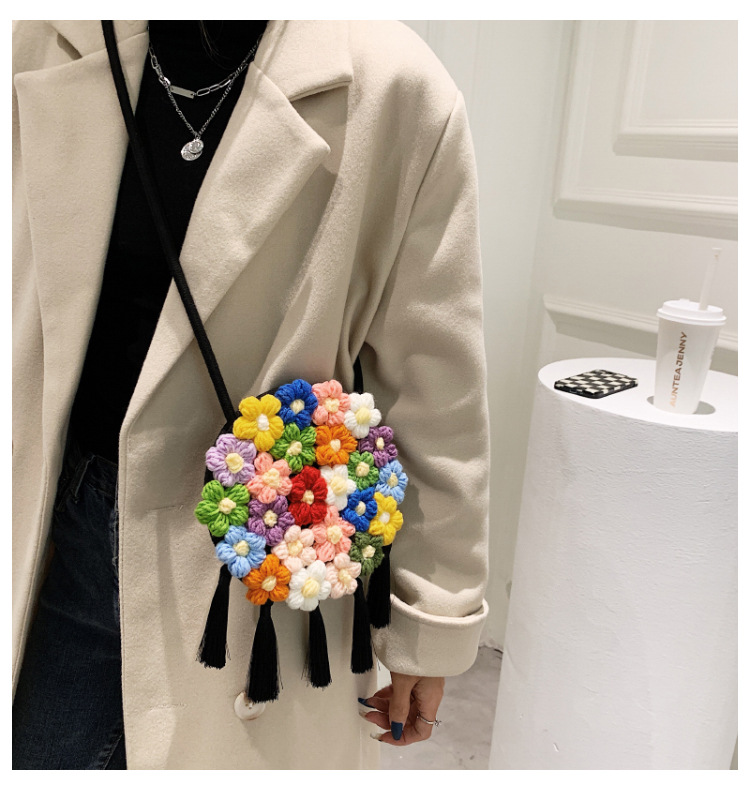 Ethnic Fluffy Bag For Women, Fashion Trend, Floral Small Round Bag, Stylish And Versatile, Can Be Worn On One Shoulder Or Cross-body - Image 14