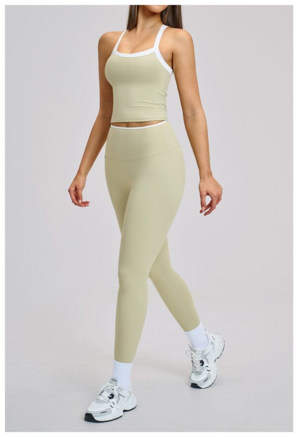 Nude-Feel Yoga Set Contrasting Colors, Crossed Back Design, Tight-Fitting Yoga Wear - Image 11