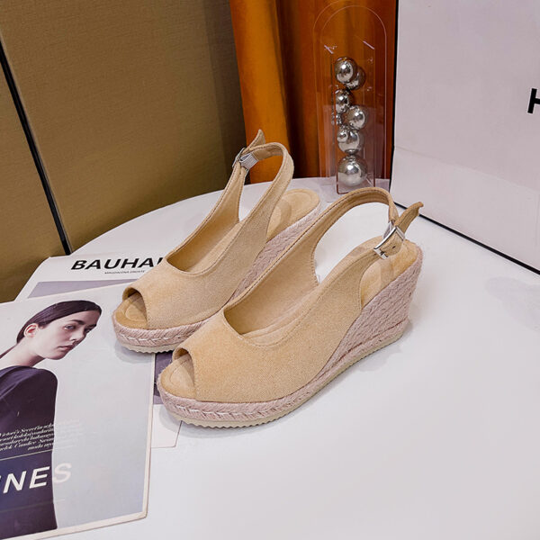 Summer Sponge Cake-Style Thick-Soled Waterproof Platform High-Heel Fashionable Cross-Strap Buckle Sandals For Women - Image 20