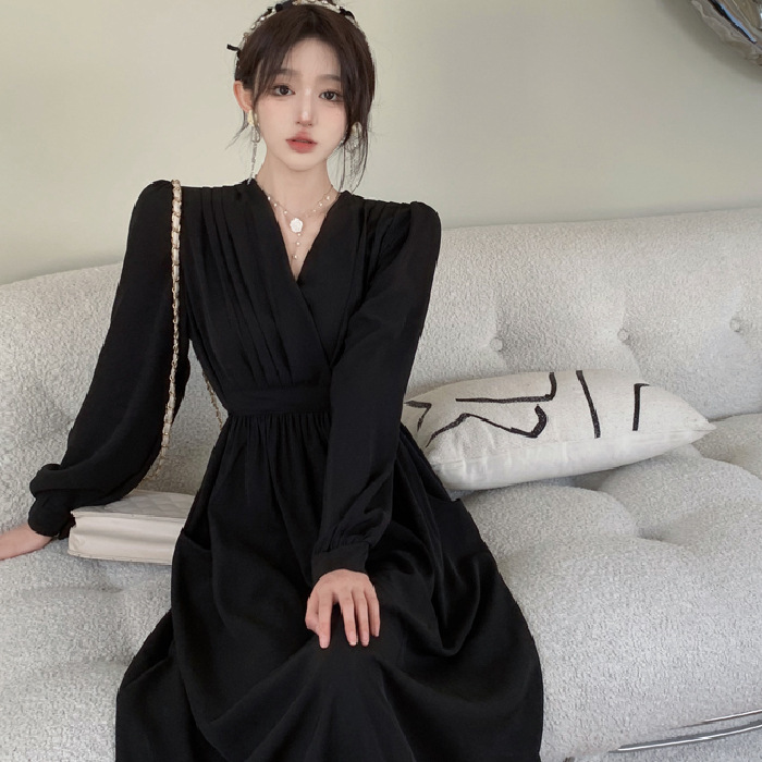 Elegant Long Sleeve V Neck Solid Color Dress - Image 2