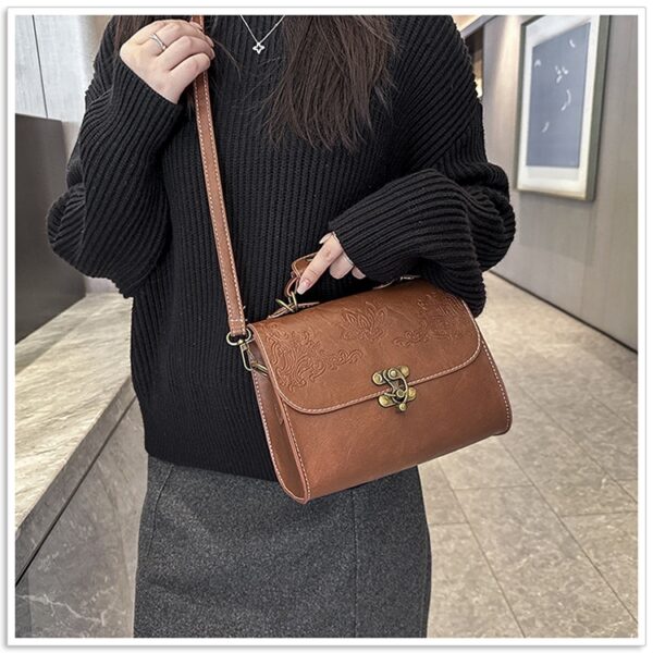 Women's Simple Casual Crossbody Shoulder Bag - Image 9