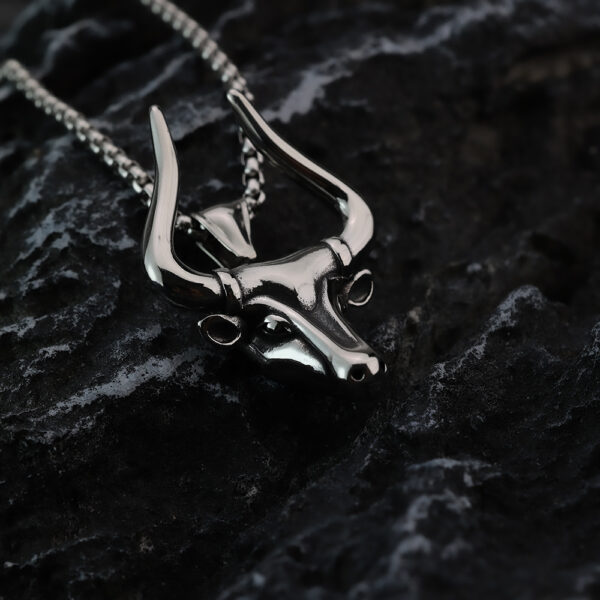 Men's Personalized Smooth-Surface Animal Ox-Head Necklace Pendant - Image 2
