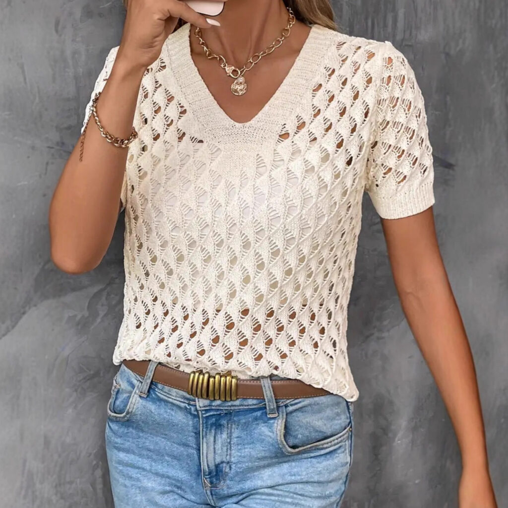 Womens Fashionable Hollow-Out Plus-Size Short-Sleeve Knitted Top