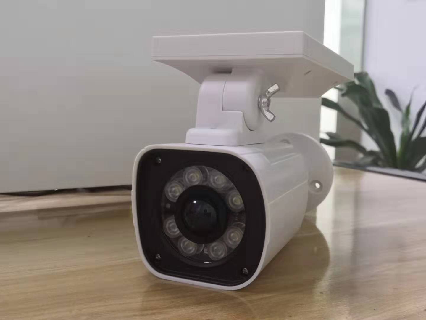 Courtyard Creative Solar Simulation Camera Search Light - Image 11