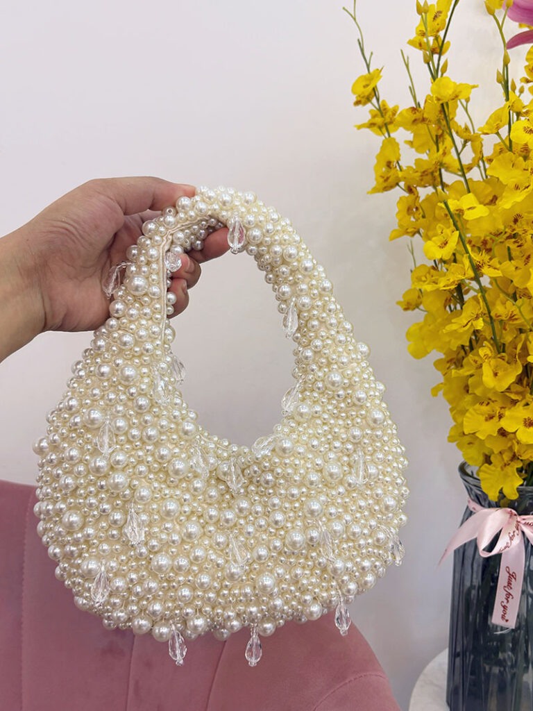 Women's Cute Versatile Casual Pearl Shoulder Bag