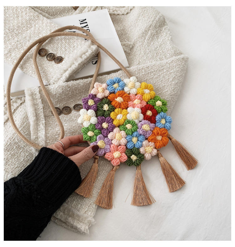 Ethnic Fluffy Bag For Women, Fashion Trend, Floral Small Round Bag, Stylish And Versatile, Can Be Worn On One Shoulder Or Cross-body - Image 7