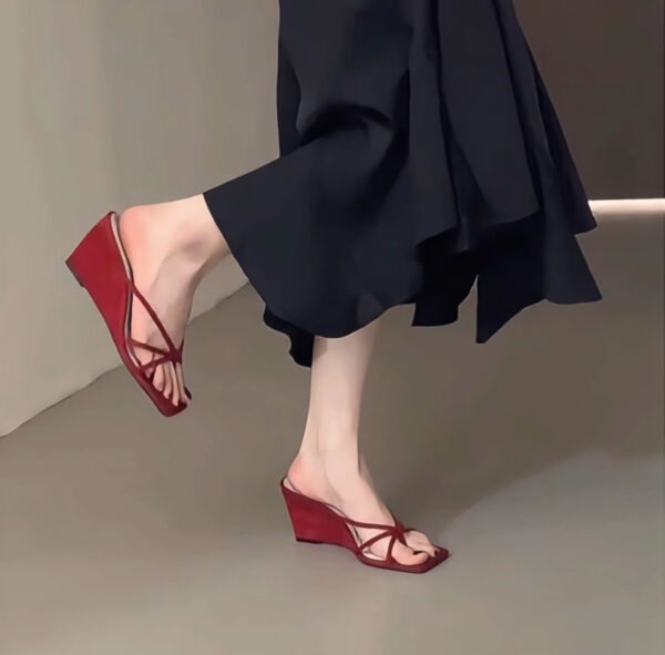 Women's Fashion New Arrival Petite-Strap Plus-Size Flip-Flops - Image 6