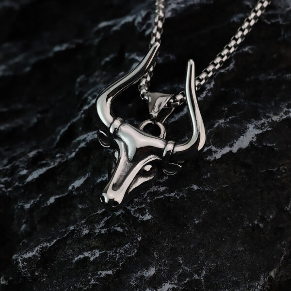 Men's Personalized Smooth-Surface Animal Ox-Head Necklace Pendant - Image 5