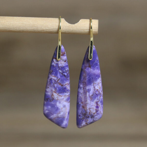 Ladies' Artistic Retro Elegant Temperament Earrings - Image 2