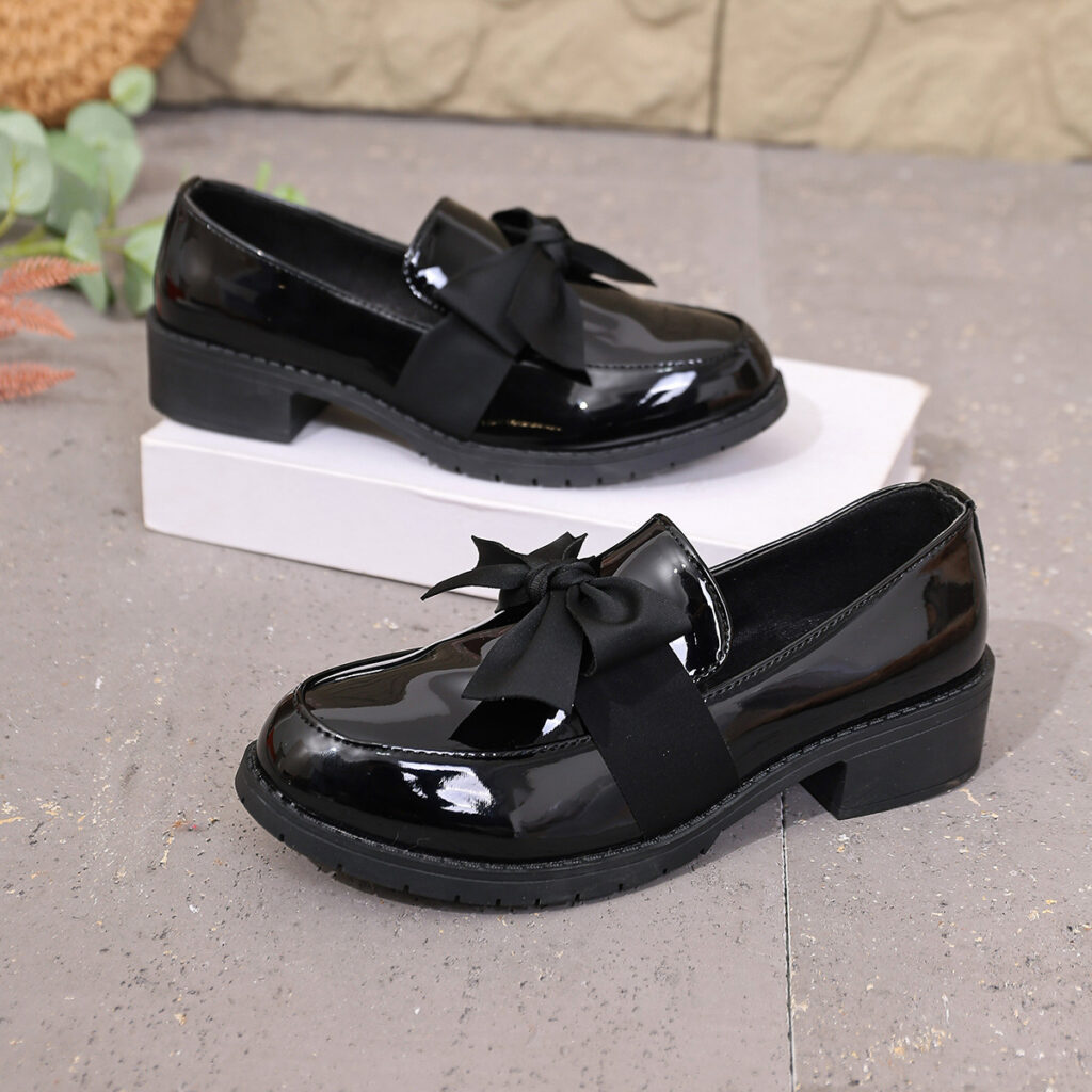 Plus-size Bow-knot Slip-on Loafers For Women