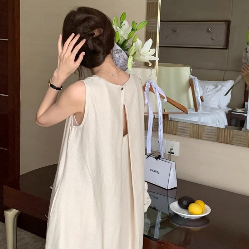 Elegant Midi Round-neck Sleeveless Vest Dress - Image 5