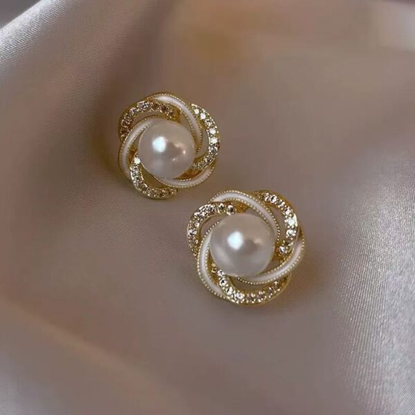 Light Luxury Diamond-Encrusted Red Pearl Earrings Womens Versatile And Fashionable - Image 11